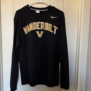vanderbilt crew neck - size medium